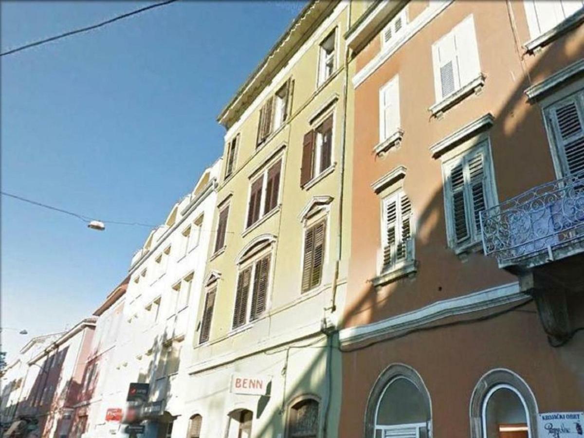 Apartments Todorovic Πούλα Εξωτερικό φωτογραφία